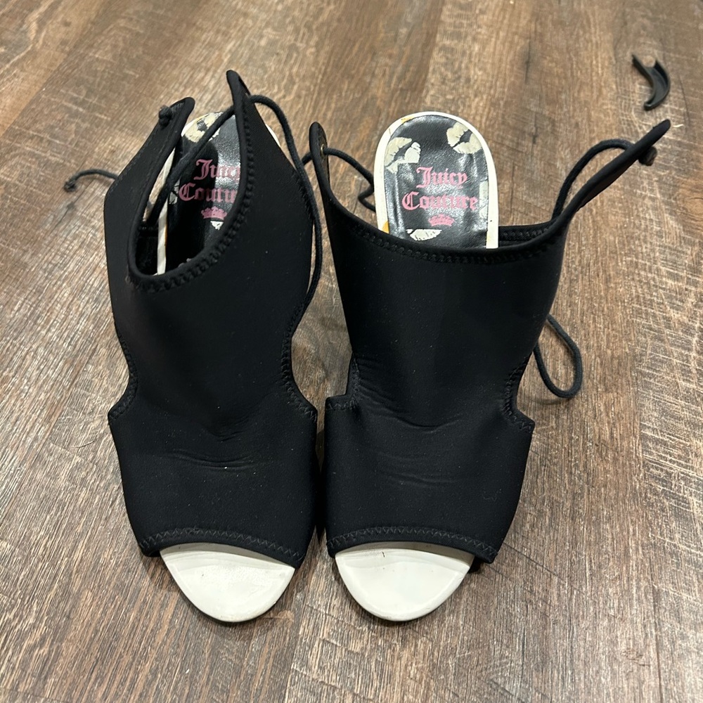 Juicy Couture Black Heels 7M